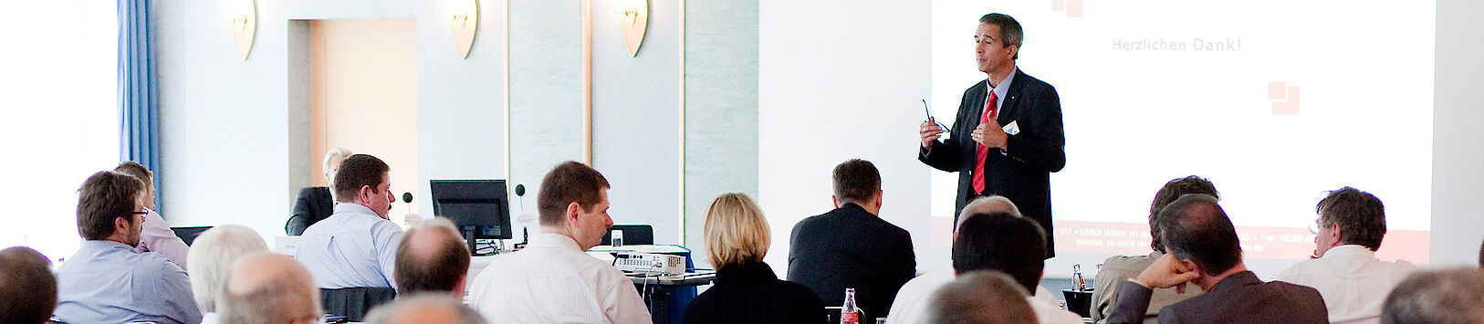 Seminare und Training Seminare und Training